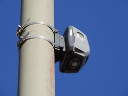 Sensor der Laterne zur Bewegungserkennung