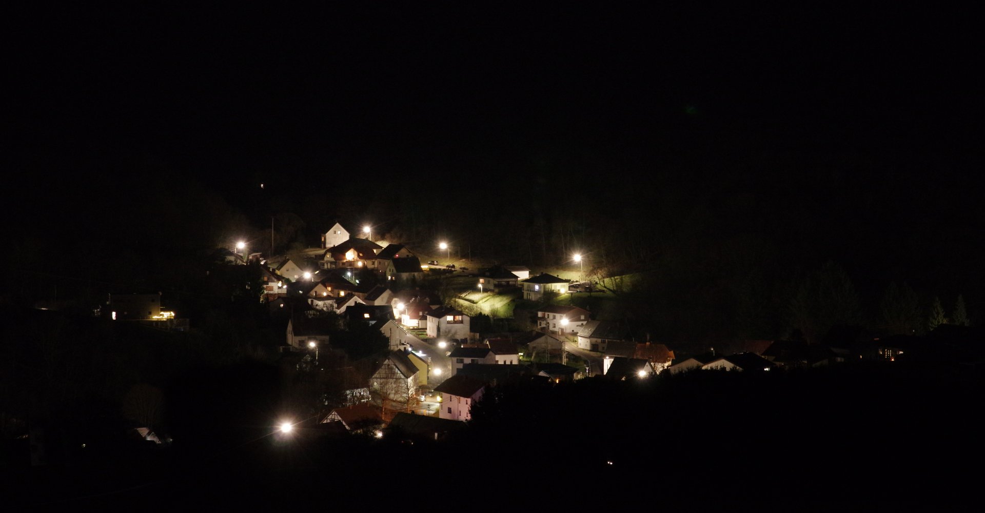 Blick auf das nächtliche Eiweiler bei Nacht 2019